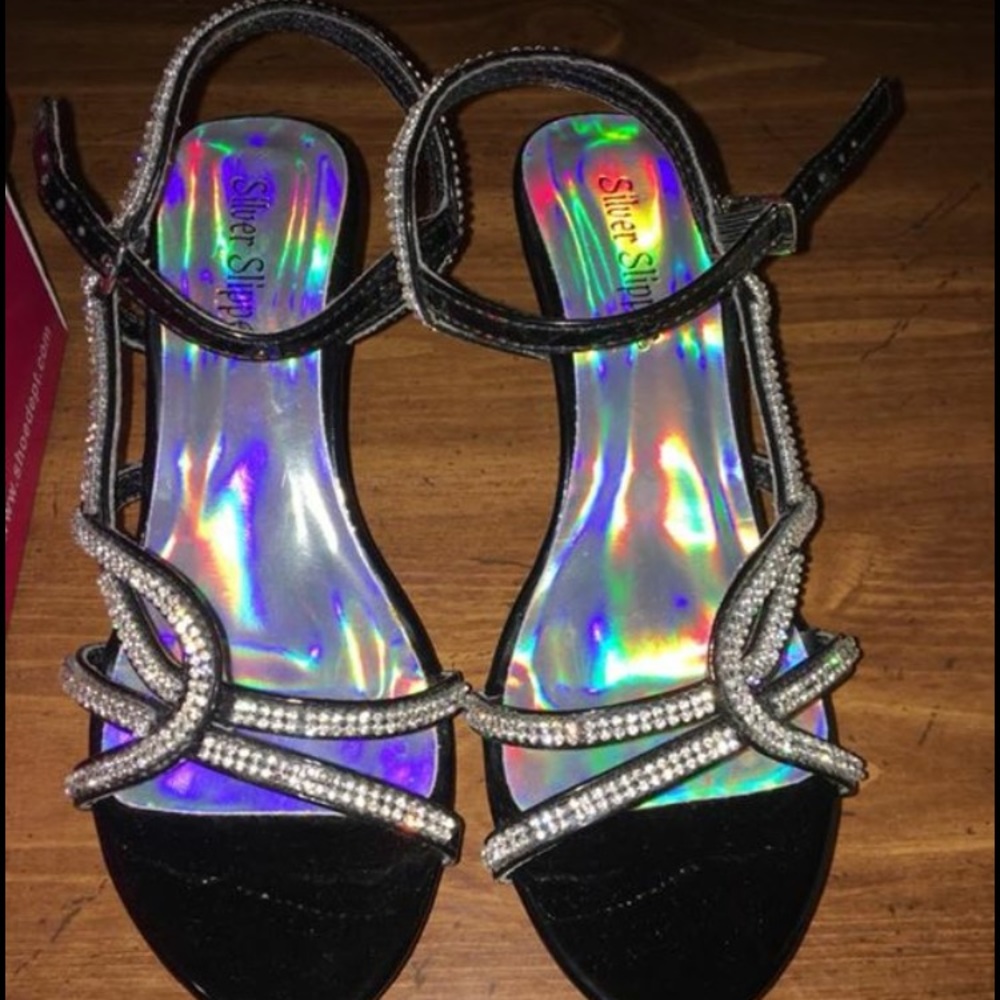 Dress shoes